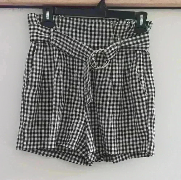 DYNAMITE | Women's Black/White Checkered High Waisted Linen Shorts - Picture 1 of 6
